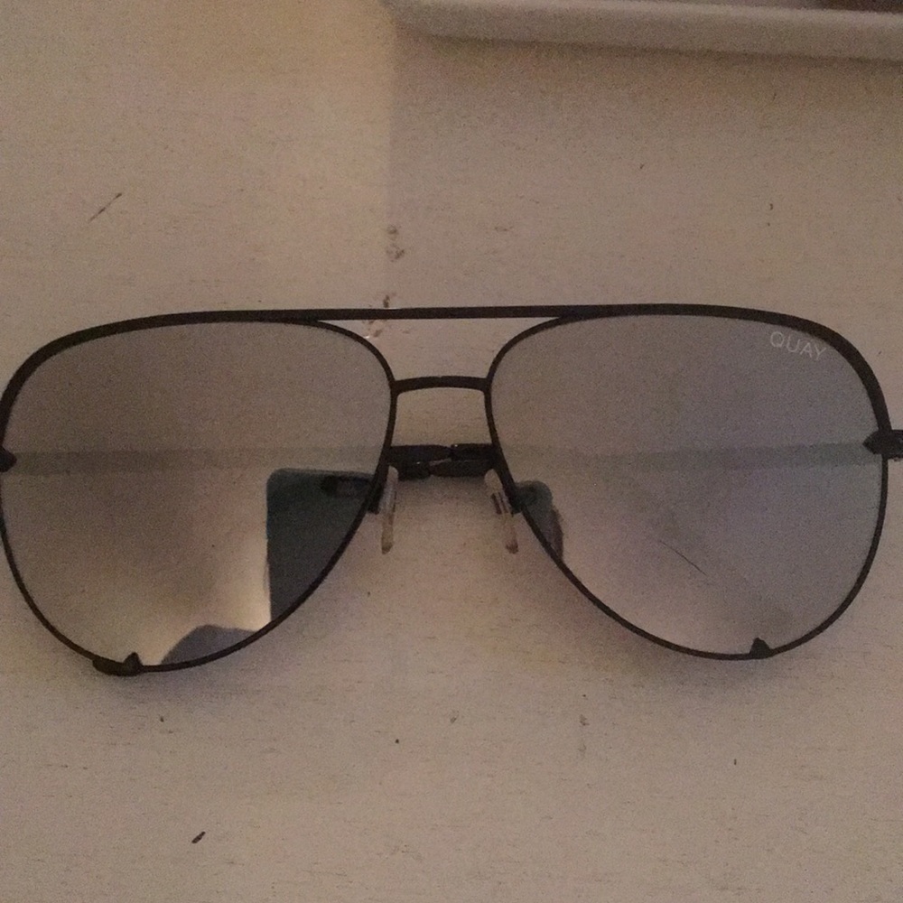 Quay Australia x Desi Perkins High Key Aviators